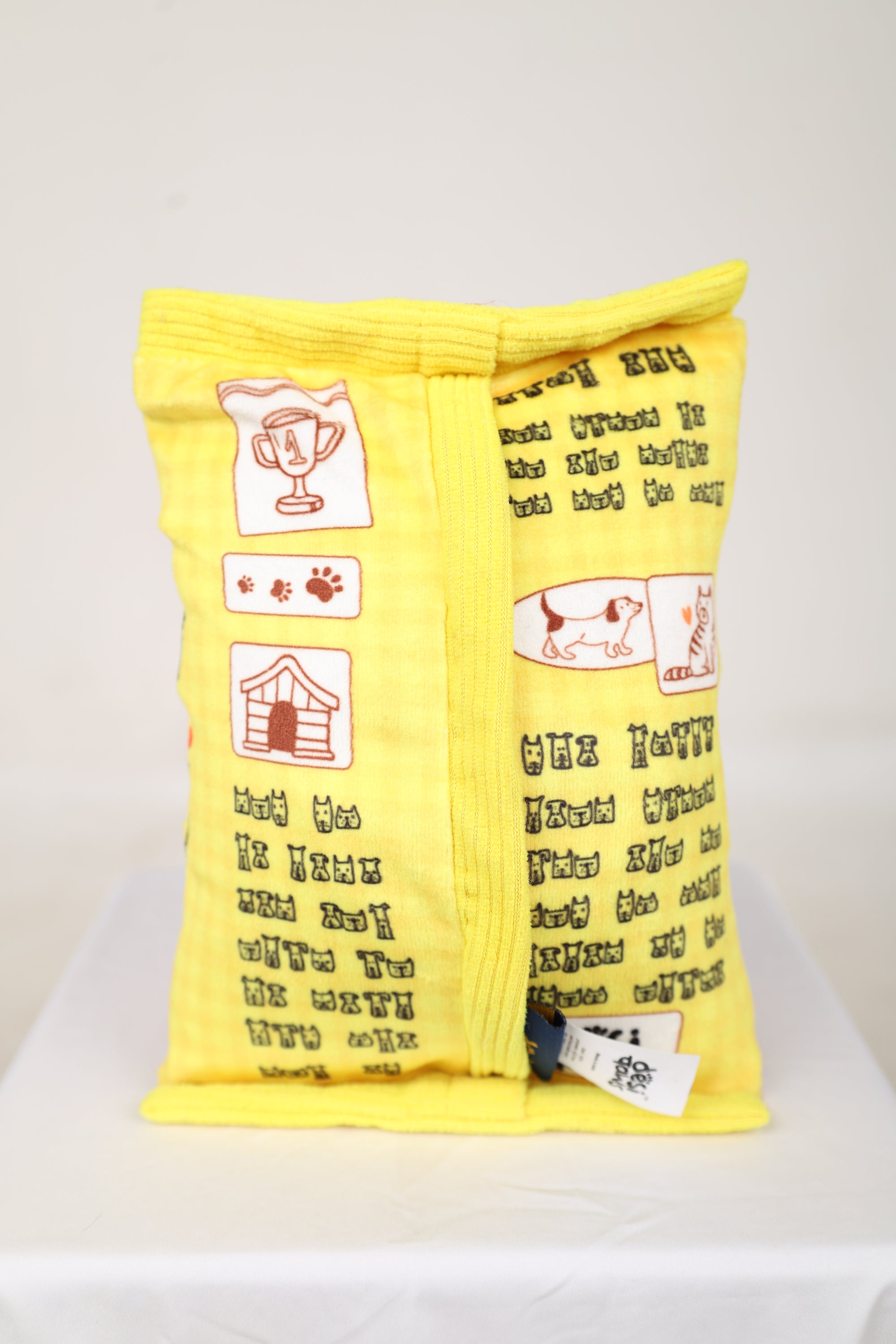 Waggy Poodles Crinkly and Squeaky Plush Toy For Dogs